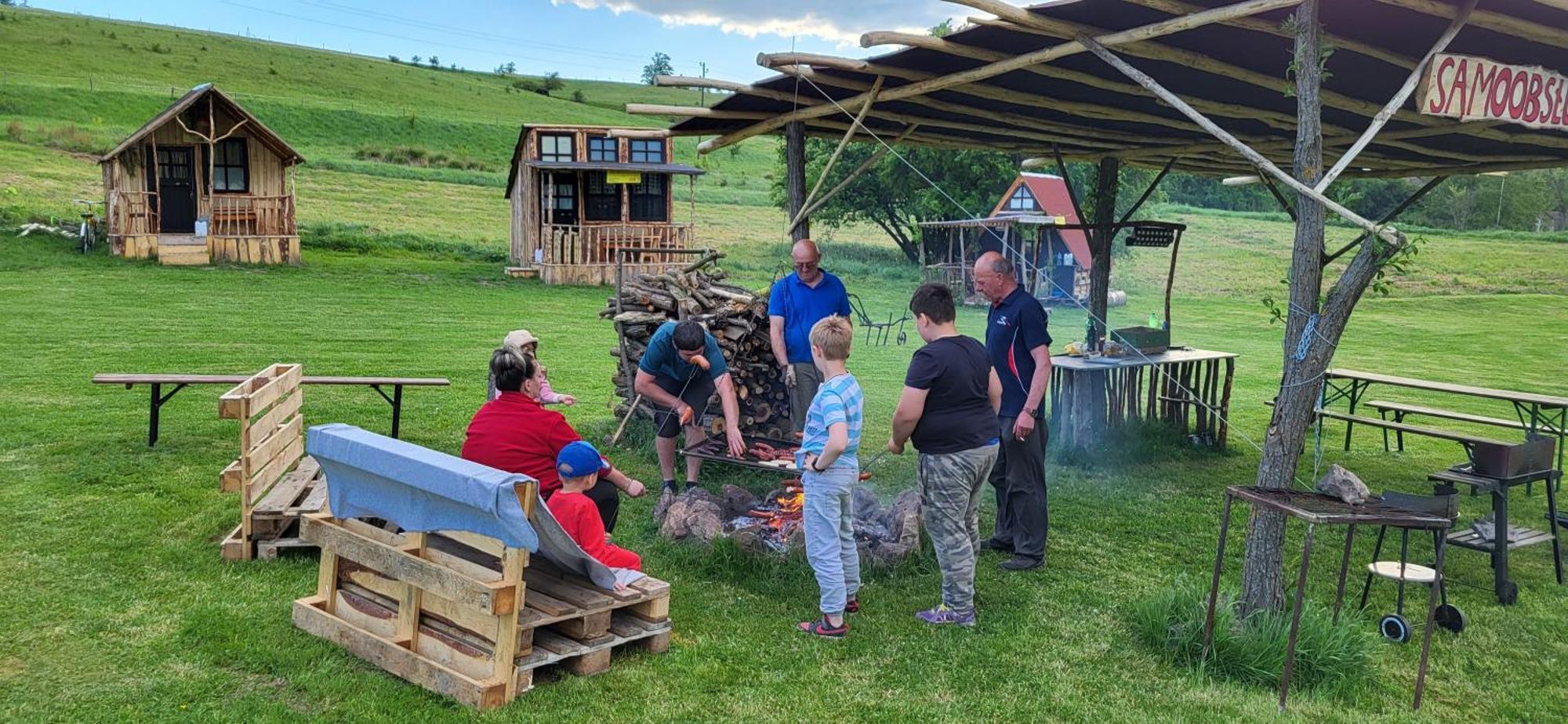 Altana Letnia Nr2 - Herbergerowka Agroturystyka Na Wsi Sloszow المظهر الخارجي الصورة